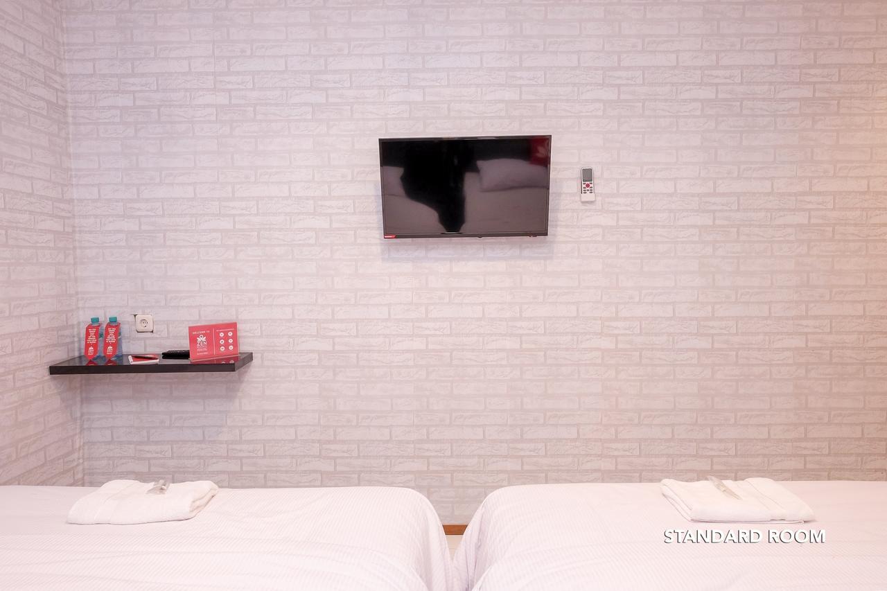 Zen Rooms B Walk Batu มะลัง ภายนอก รูปภาพ