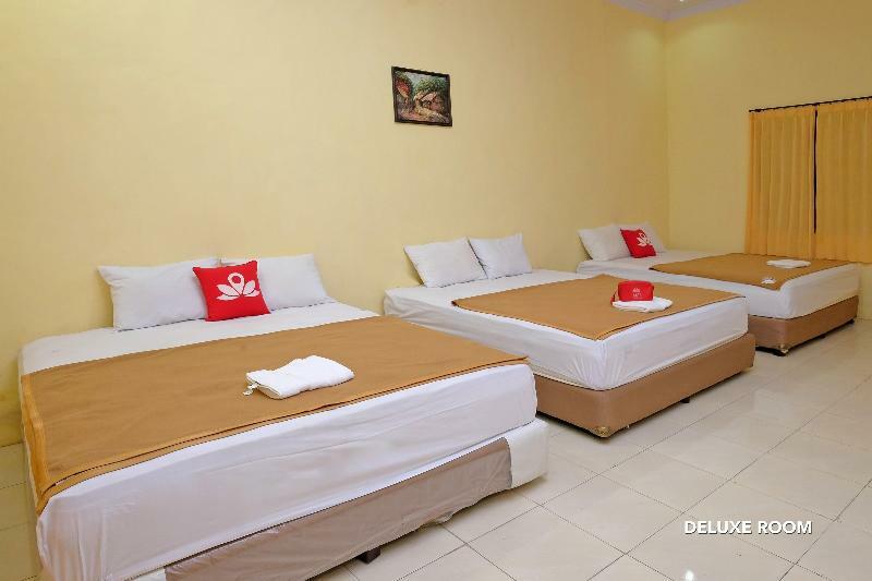 Zen Rooms B Walk Batu มะลัง ภายนอก รูปภาพ
